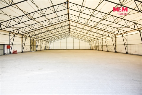 Pronájem skladu / haly, 950 m² 2