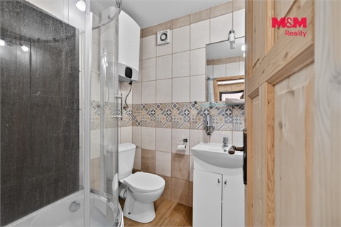Prodej rodinného domu, 259 m² - 12