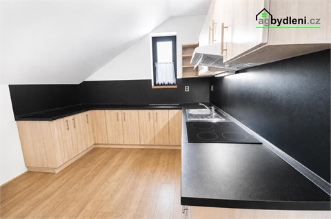 Pronájem bytu 1kk, 35 m² - 0