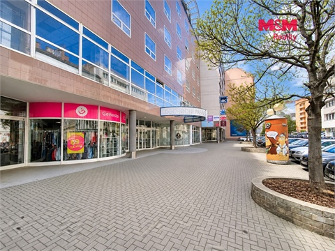 Prodej obchodních prostor, 46 m² 6