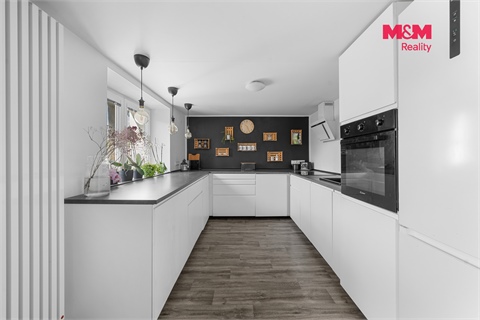 Prodej rodinného domu, 154 m² 2
