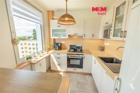 Prodej bytu 3kk, 69 m² 0