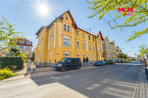 Prodej bytu 4kk, 90 m² - 0