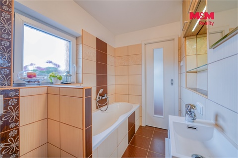 Prodej rodinného domu, 95 m² - 8
