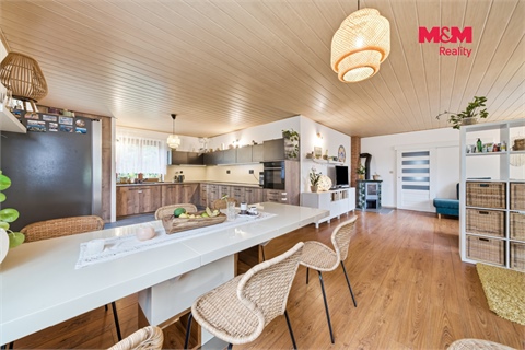 Prodej rodinného domu, 118 m² - 6