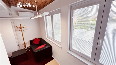 Pronájem kanceláře, 407 m² 10