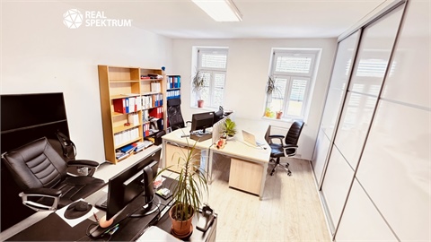 Pronájem kanceláře, 407 m² 14