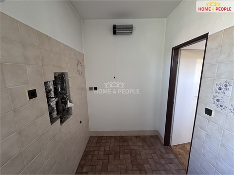 Prodej rodinného domu, 273 m² 10