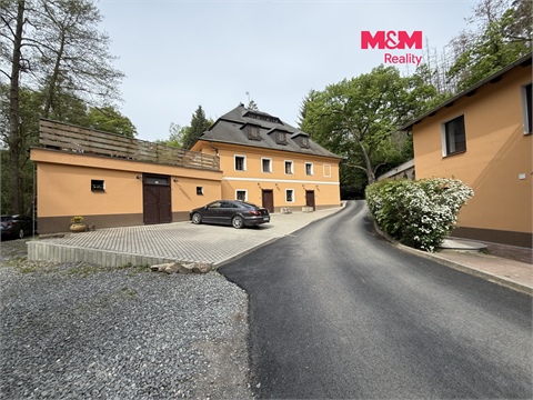 Pronájem bytu 1kk, 27 m² 0