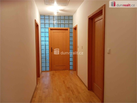 Prodej bytu 4kk, 150 m² 24