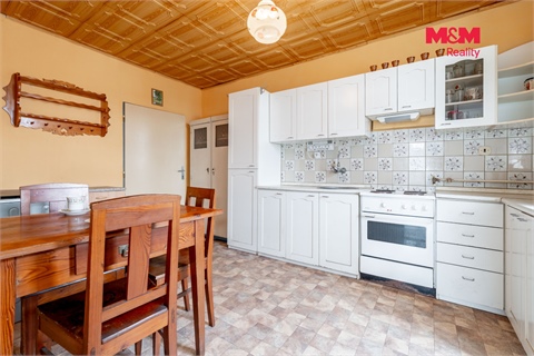 Prodej rodinného domu, 180 m² - 2