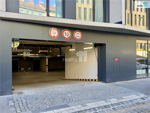 Pronájem garáže, 20 m² 2