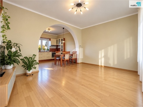 Prodej rodinného domu, 140 m² - 14