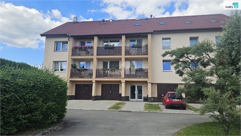Prodej bytu 1+1, 77 m² 24