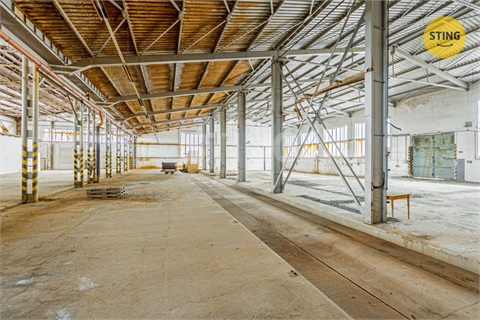 Prodej výrobního objektu, 5 979 m² 14