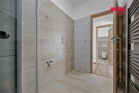 Prodej rodinného domu, 126 m² - 14