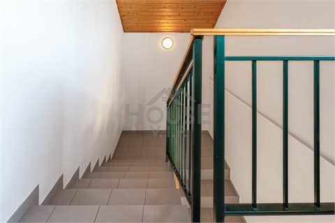 Prodej bytu 3kk, 73 m² 28