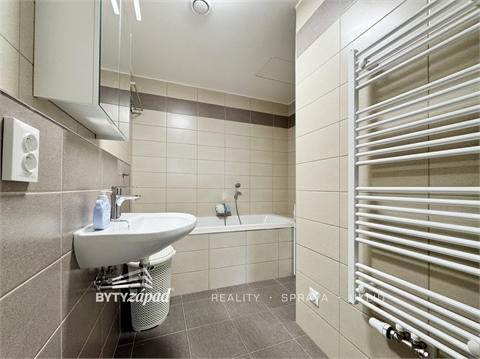 Pronájem bytu 3kk, 67 m² - 6