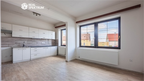 Prodej rodinného domu, 170 m² - 12