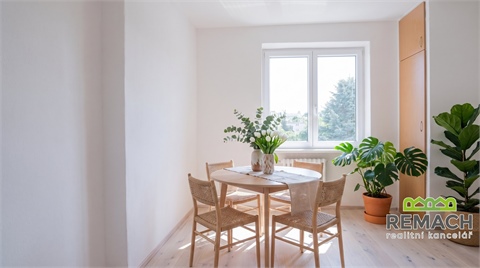 Prodej bytu 3+1, 88 m² 28