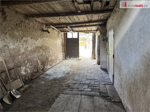 Prodej rodinného domu, 505 m² - 24