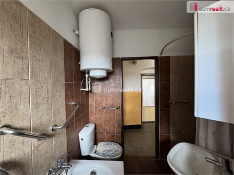 Prodej rodinného domu, 505 m² - 10
