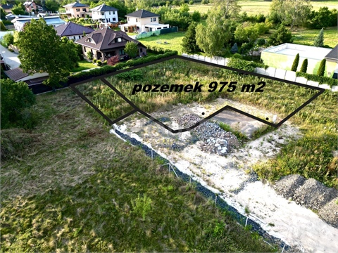 Prodej stavebního pozemku, 975 m² 2