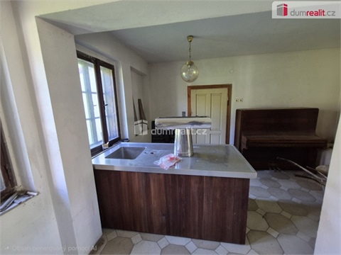 Prodej komerčního objektu, 218 m² 18