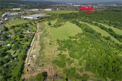 Prodej stavebního pozemku, 1 064 m² 2