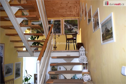 Prodej rodinného domu, 250 m² - 12