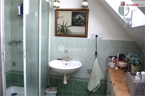 Prodej rodinného domu, 250 m² 14