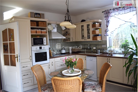 Prodej rodinného domu, 250 m² 4