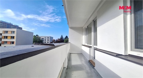 Pronájem bytu 1kk, 35 m² 10