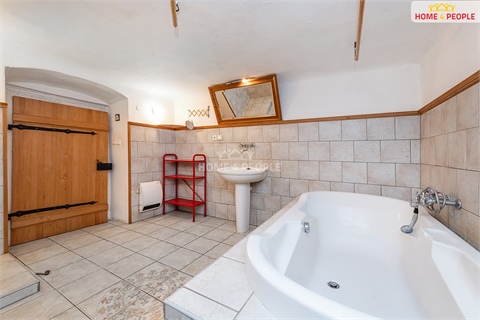 Prodej rodinného domu, 190 m² - 10