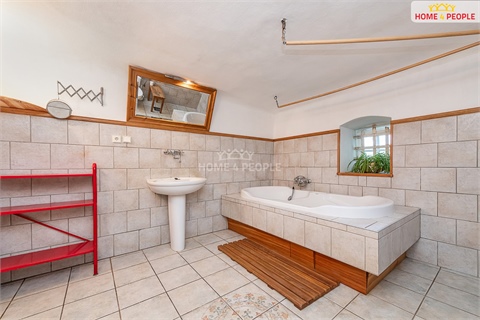 Prodej rodinného domu, 190 m² 12