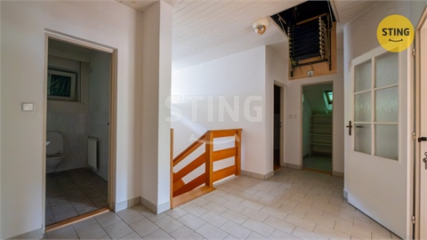 Prodej rodinného domu, 334 m² - 20