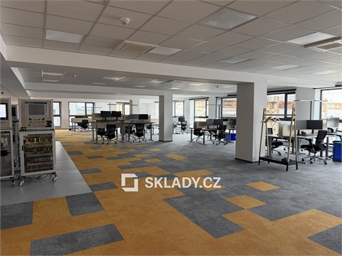 Pronájem kanceláře, 640 m² 6