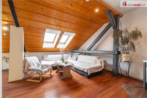 Prodej bytu 4kk, 109 m² 0