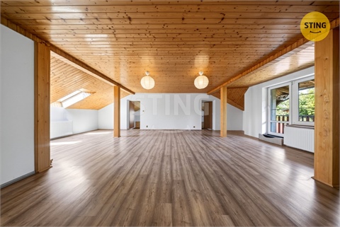 Prodej rodinného domu, 318 m² 8