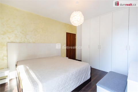 Prodej rodinného domu, 249 m² 12