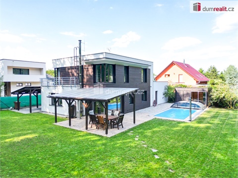 Prodej rodinného domu, 249 m² - 24