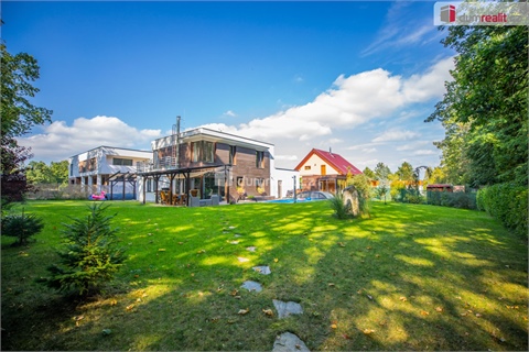 Prodej rodinného domu, 249 m² 26