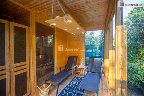 Prodej rodinného domu, 249 m² - 18