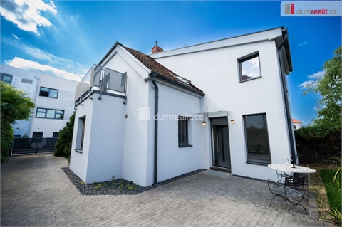 Prodej rodinného domu, 224 m² 0