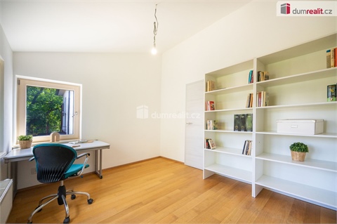 Prodej rodinného domu, 224 m² 24