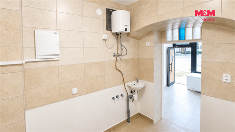 Pronájem komerčního objektu, 29 m² - 16