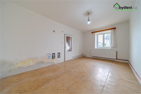 Prodej rodinného domu, 84 m² - 10