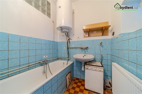 Prodej rodinného domu, 84 m² - 16