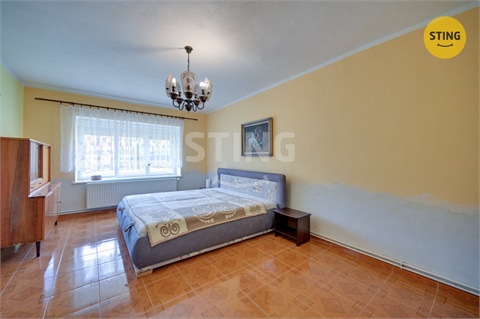 Prodej rodinného domu, 201 m² - 2