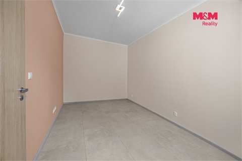 Prodej bytu 2kk, 56 m² - 18